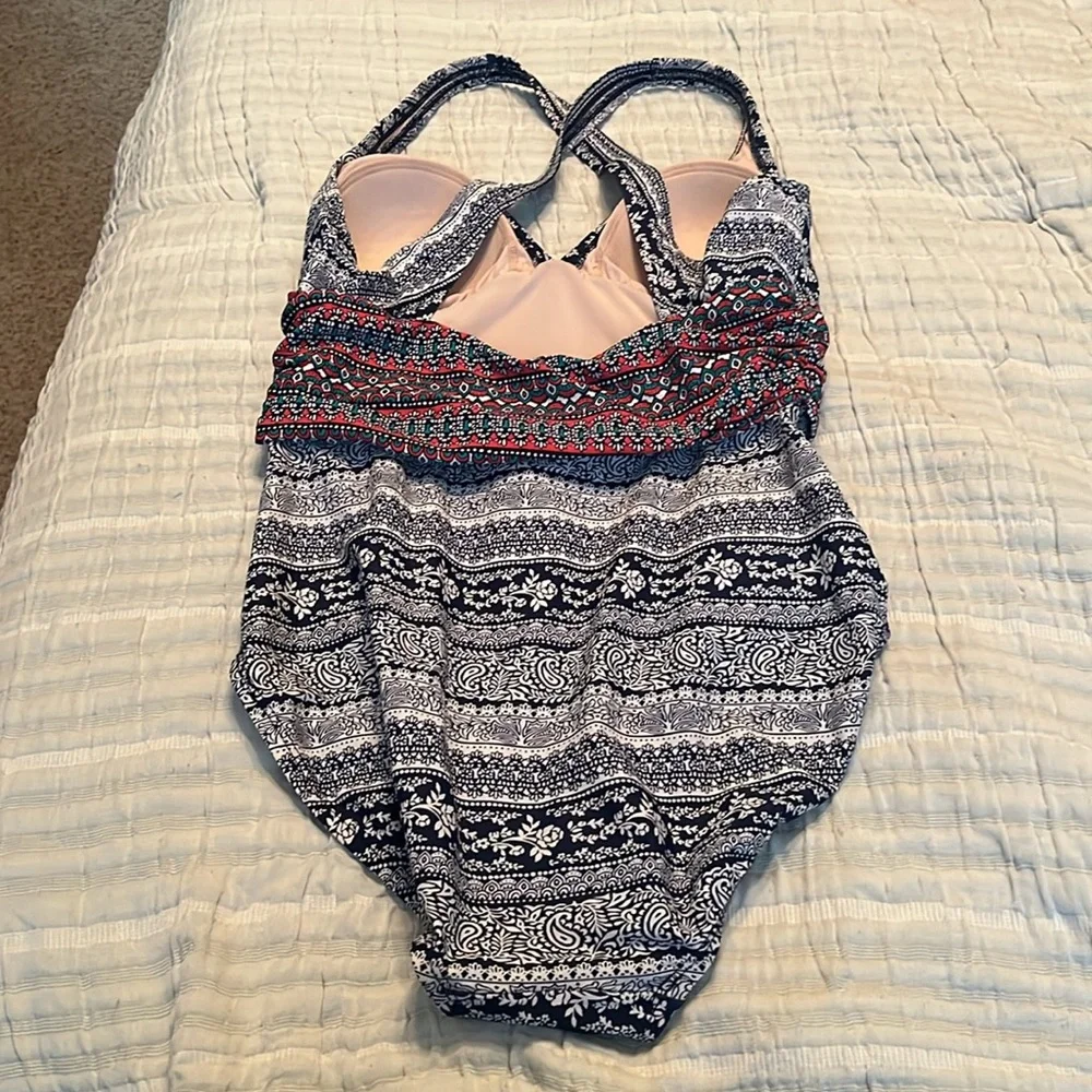 Merona size M one piece swimsuit - Picture 4 of 5